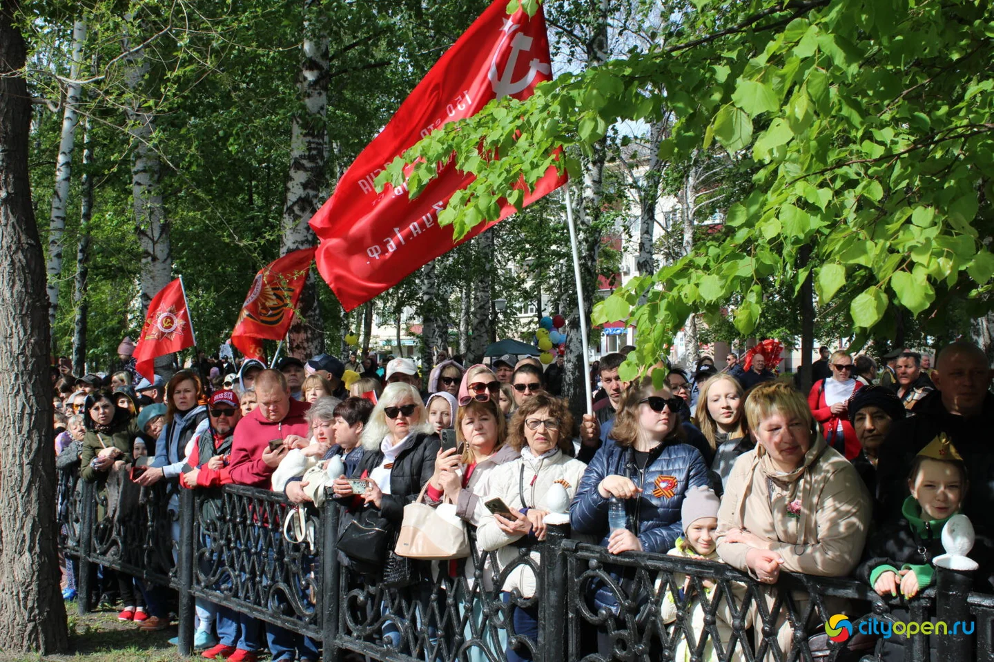 9/05/23 День Победы в Стерлитамаке | Возложение цветов и шествие