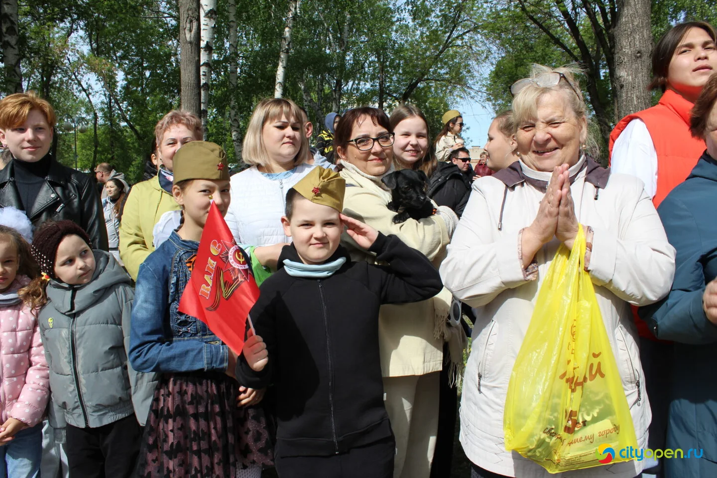 9/05/23 День Победы в Стерлитамаке | Возложение цветов и шествие