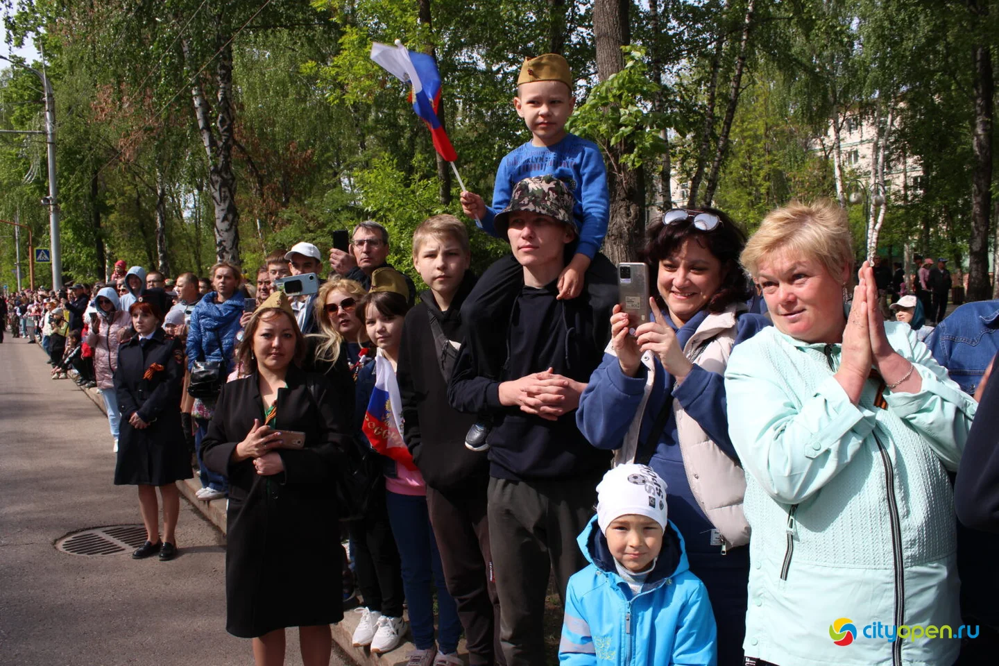 9/05/23 День Победы в Стерлитамаке | Возложение цветов и шествие