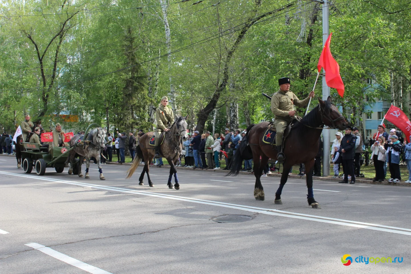9/05/23 День Победы в Стерлитамаке | Возложение цветов и шествие