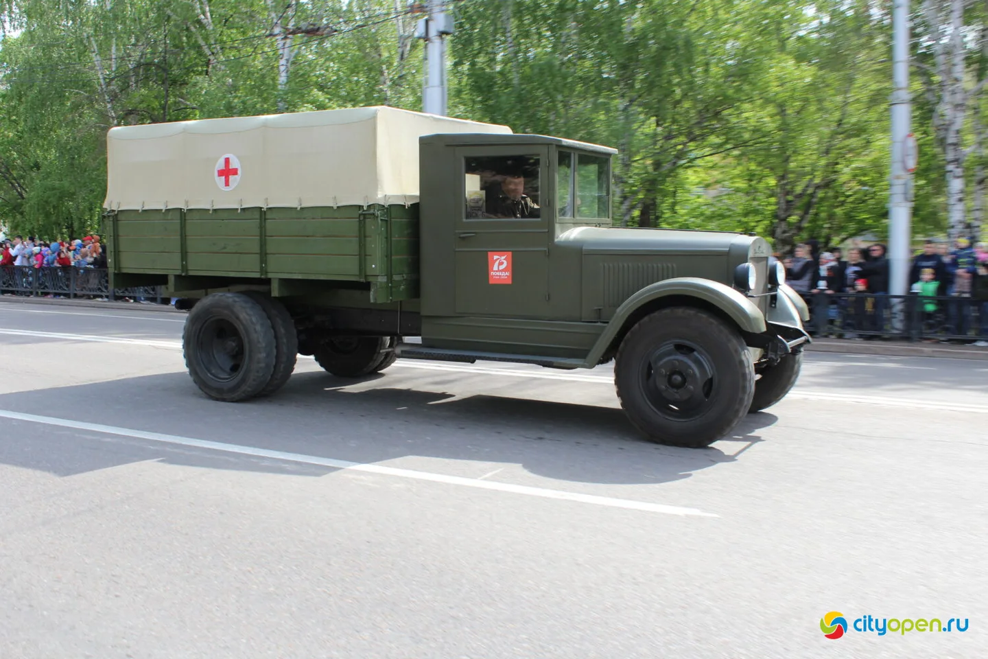 9/05/23 День Победы в Стерлитамаке | Возложение цветов и шествие