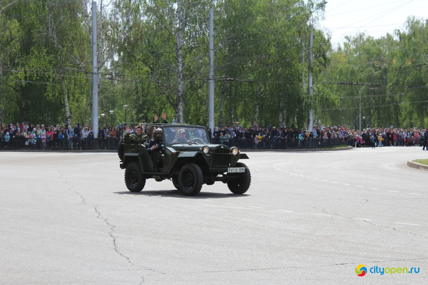 9/05/23 День Победы в Стерлитамаке | Возложение цветов и шествие