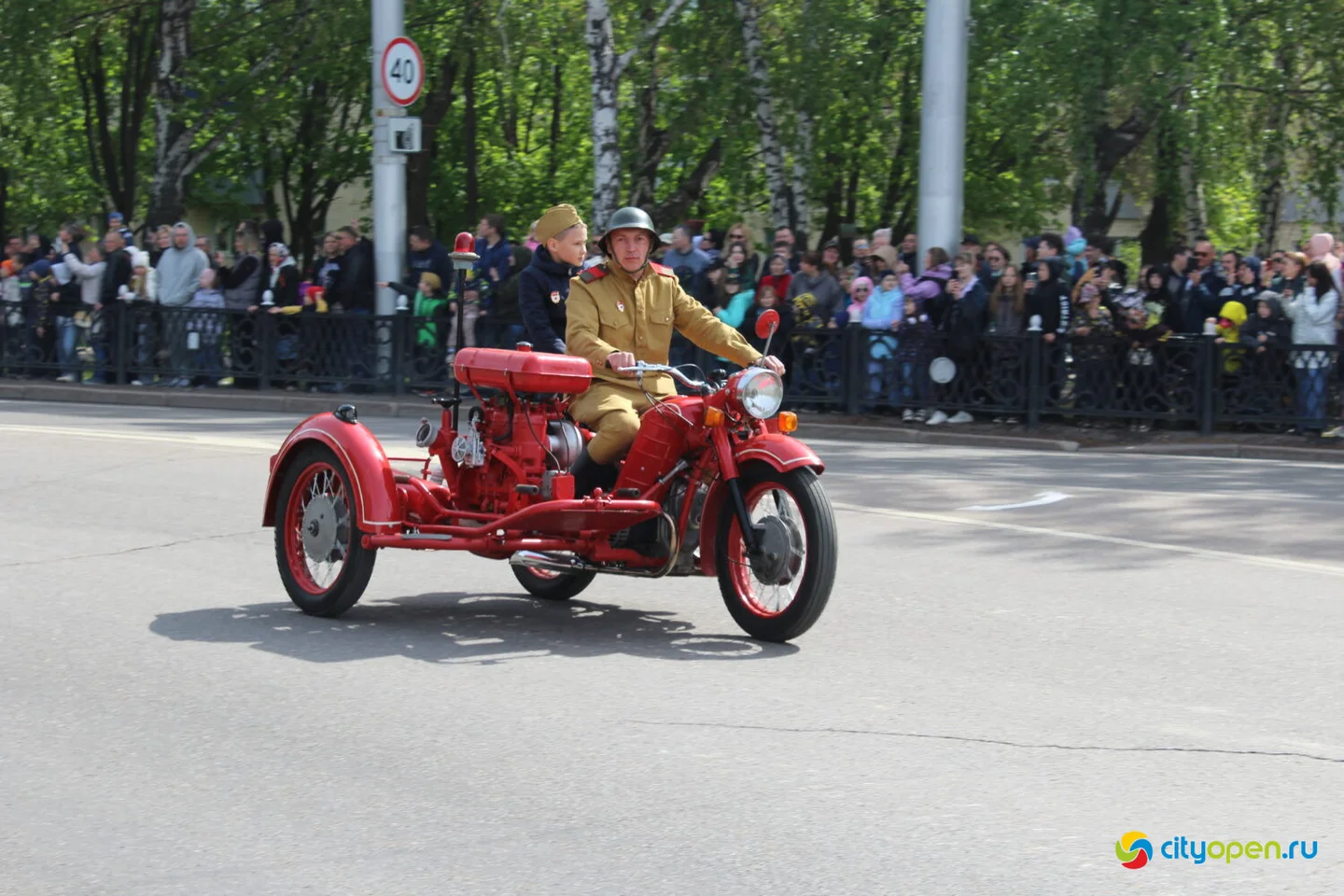 9/05/23 День Победы в Стерлитамаке | Возложение цветов и шествие