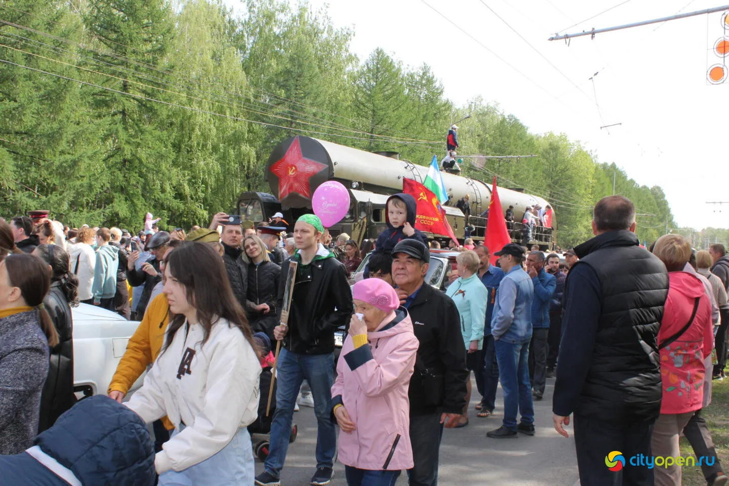 9/05/23 День Победы в Стерлитамаке | Возложение цветов и шествие