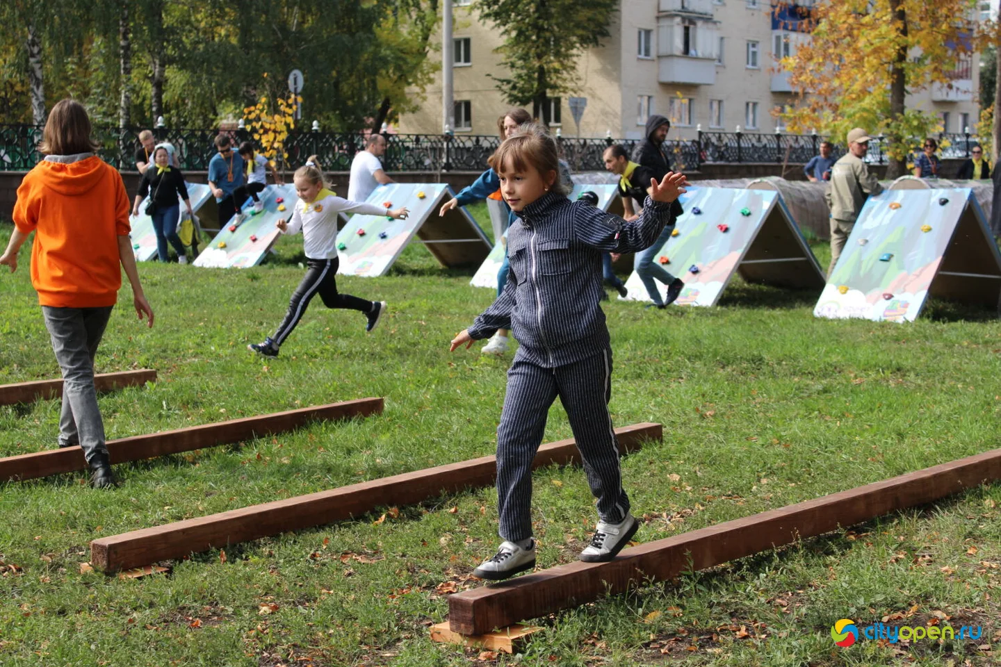 16/09/23 «Дети — наше будущее» | Площадь перед ДК «Сода» и парк «Содовиков»