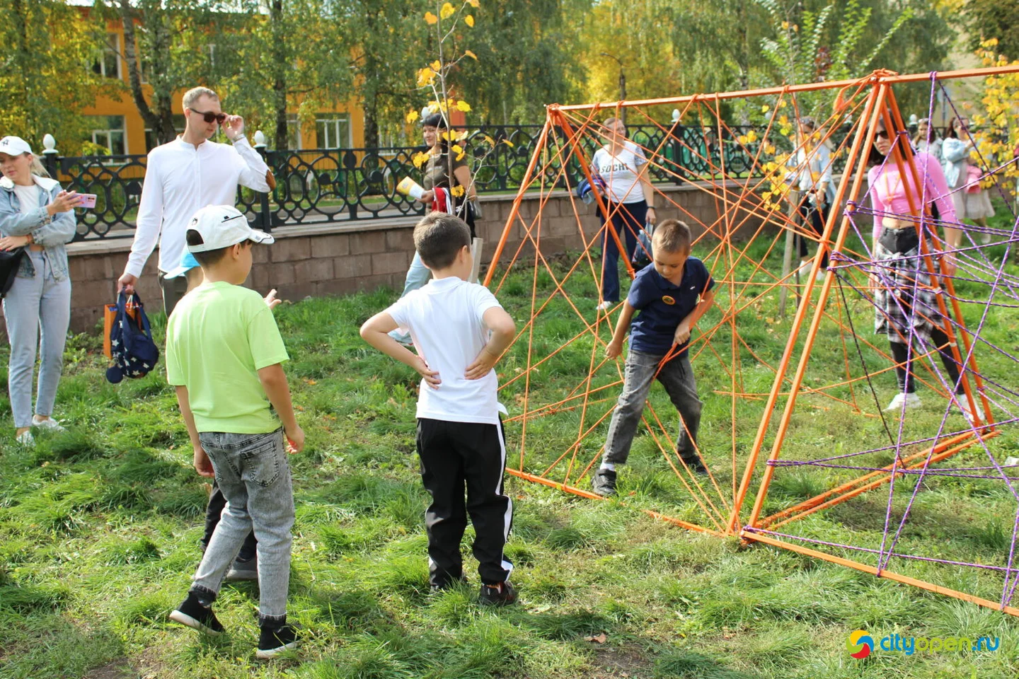 16/09/23 «Дети — наше будущее» | Площадь перед ДК «Сода» и парк «Содовиков»