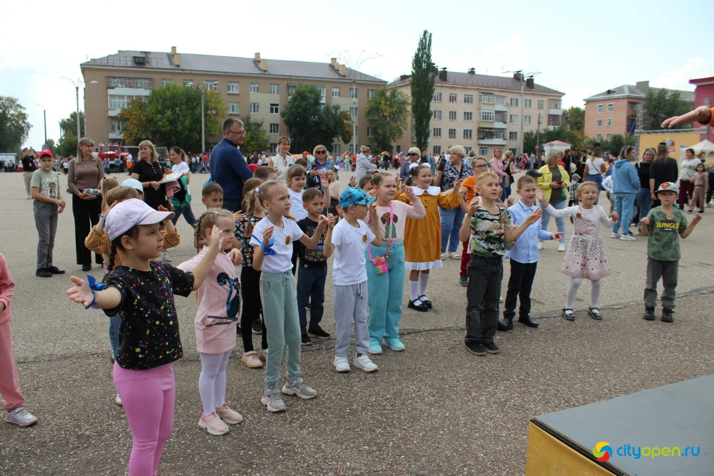 16/09/23 «Дети — наше будущее» | Площадь перед ДК «Сода» и парк «Содовиков»