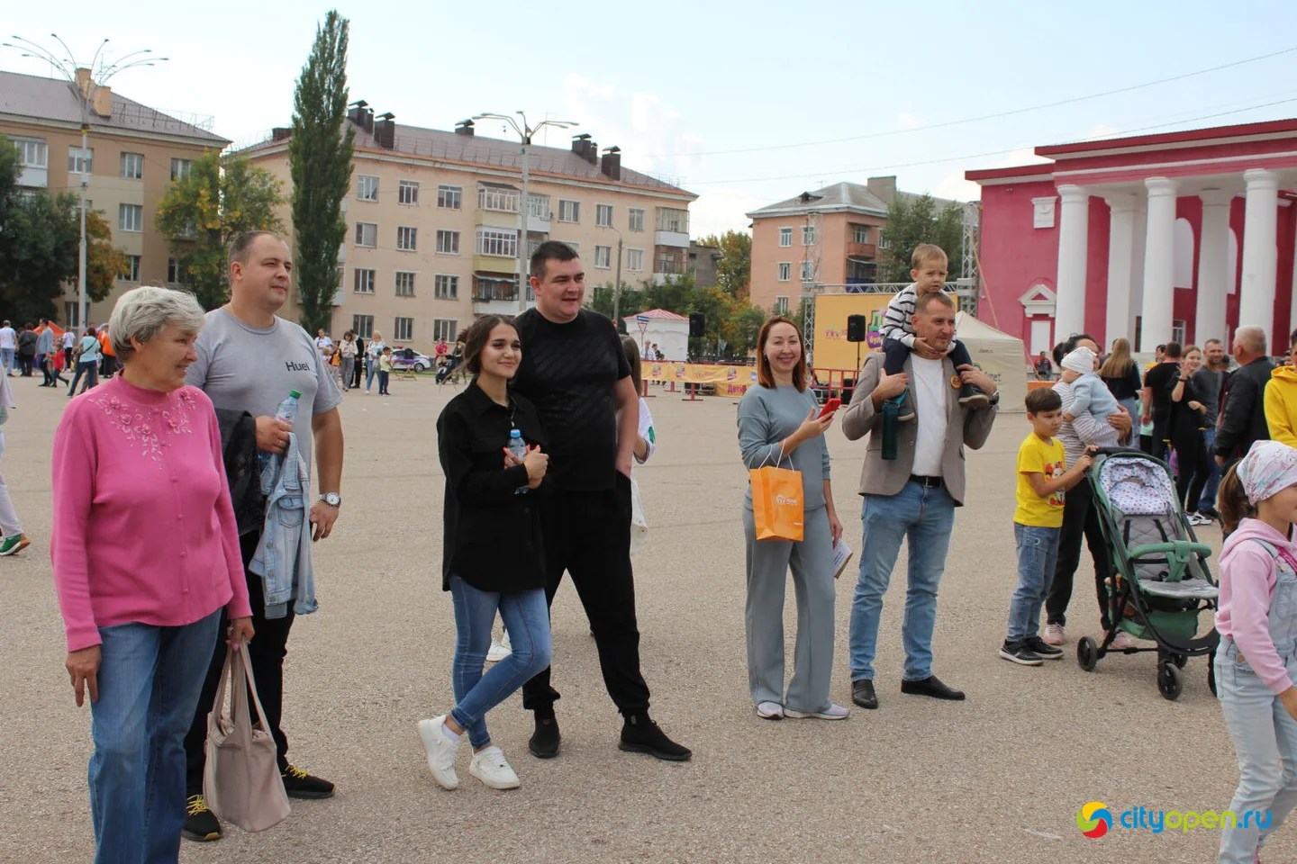 16/09/23 «Дети — наше будущее» | Площадь перед ДК «Сода» и парк «Содовиков»