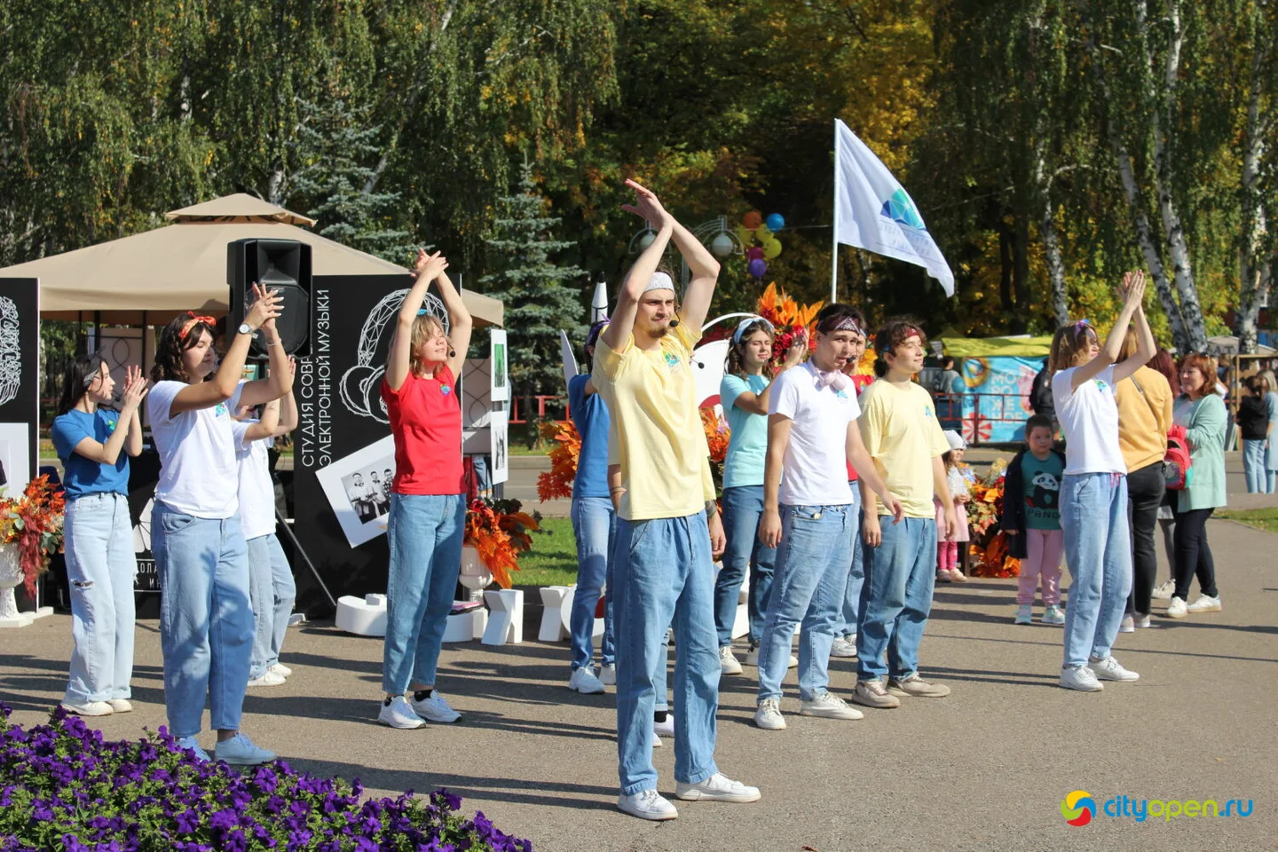 17/09/23 День города | Площадь перед ГДК
