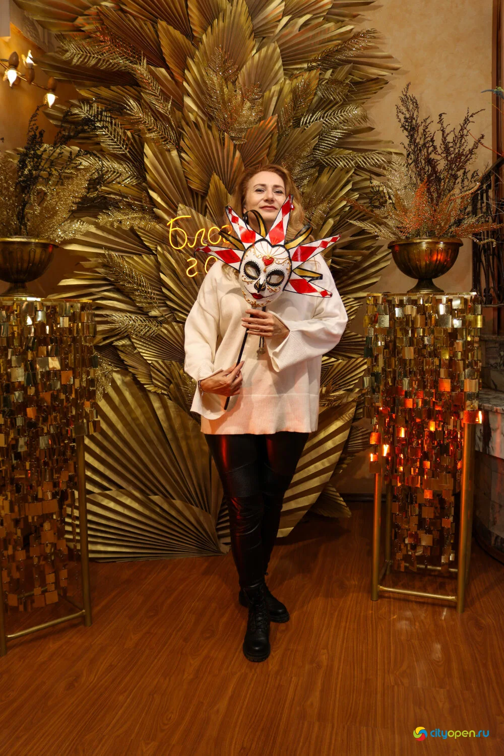 06/11/23 Премия «Блогер года» @ Русский драмтеатр (Часть I)