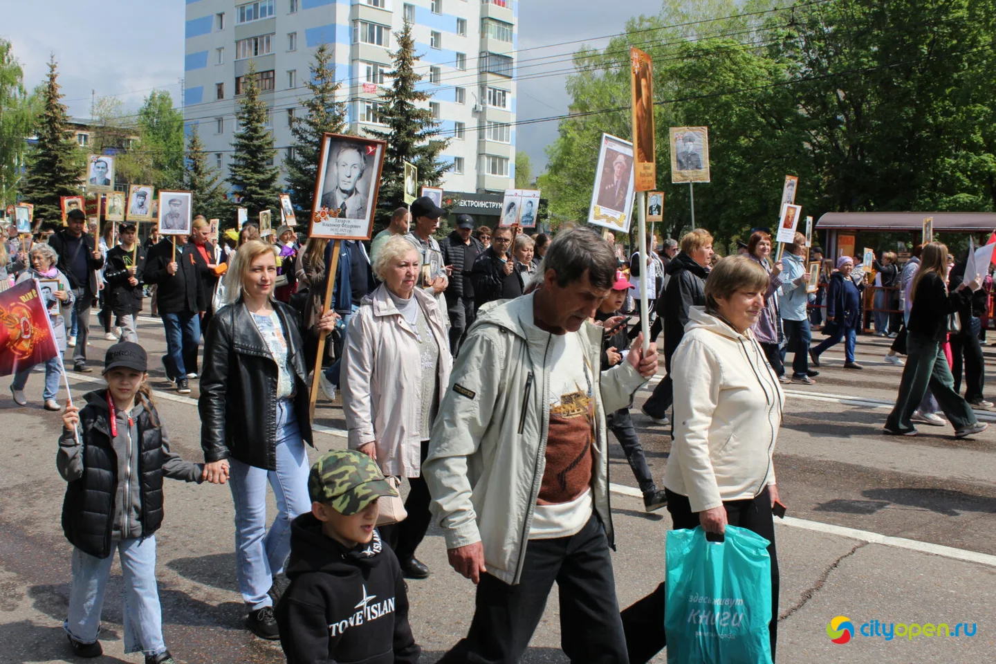 9/05/25 День Победы в Стерлитамаке | утренняя и дневная программы