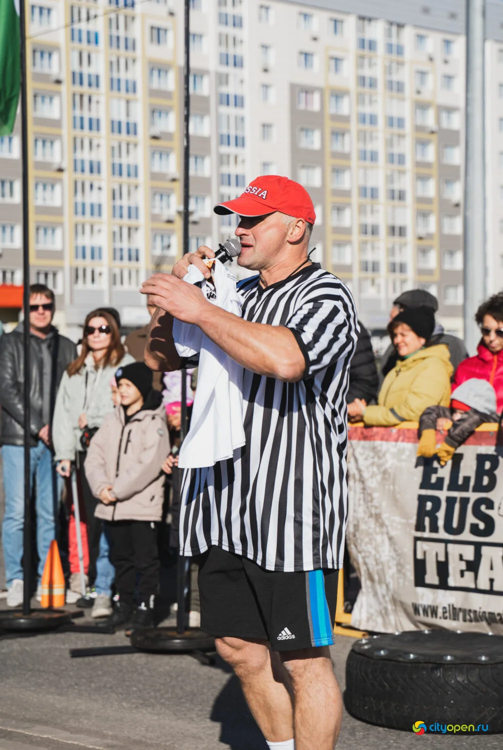 4/10/25 Мировой рекорд по буксировке ракетного комплекса «Тополь-М» @ пр. Октября