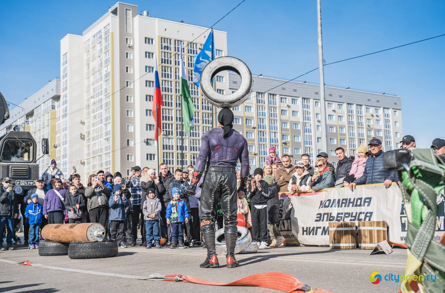 4/10/25 Мировой рекорд по буксировке ракетного комплекса «Тополь-М» @ пр. Октября