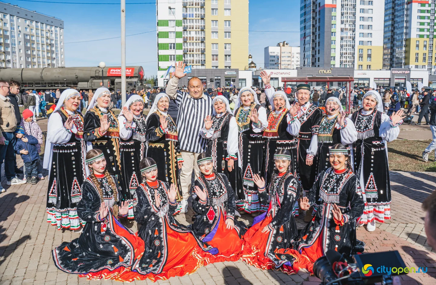 4/10/25 Мировой рекорд по буксировке ракетного комплекса «Тополь-М» @ пр. Октября