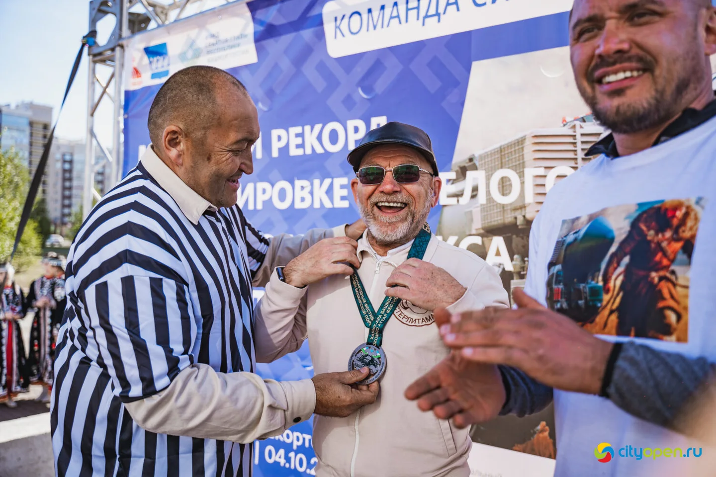 4/10/25 Мировой рекорд по буксировке ракетного комплекса «Тополь-М» @ пр. Октября