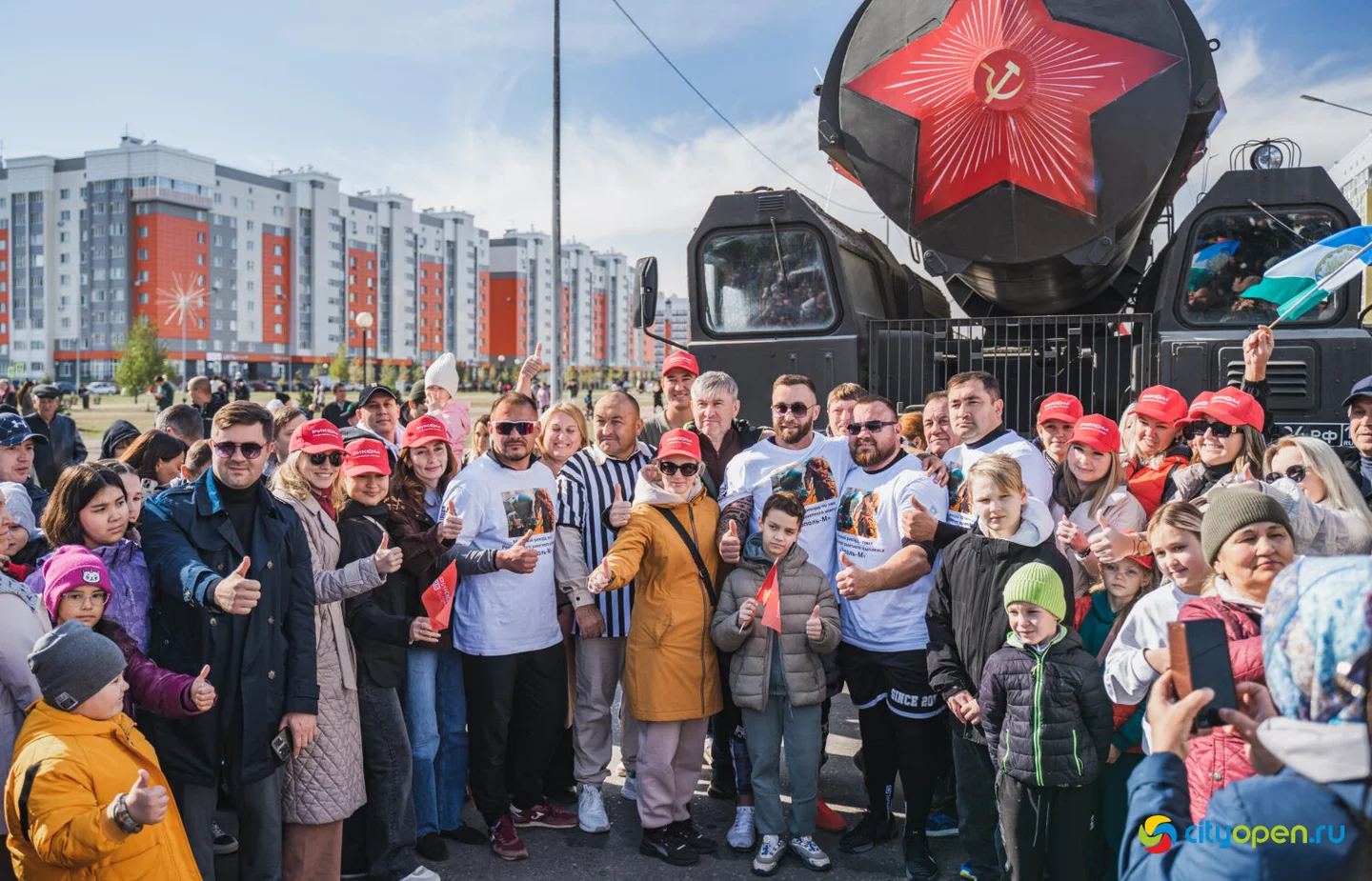 4/10/25 Мировой рекорд по буксировке ракетного комплекса «Тополь-М» @ пр. Октября