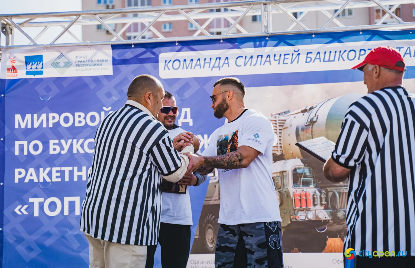 4/10/25 Мировой рекорд по буксировке ракетного комплекса «Тополь-М» @ пр. Октября