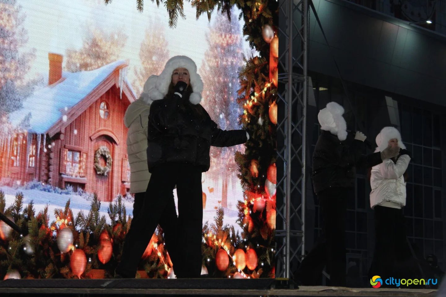 22/12/25 Открытие новогоднего городка на площади перед ГДК
