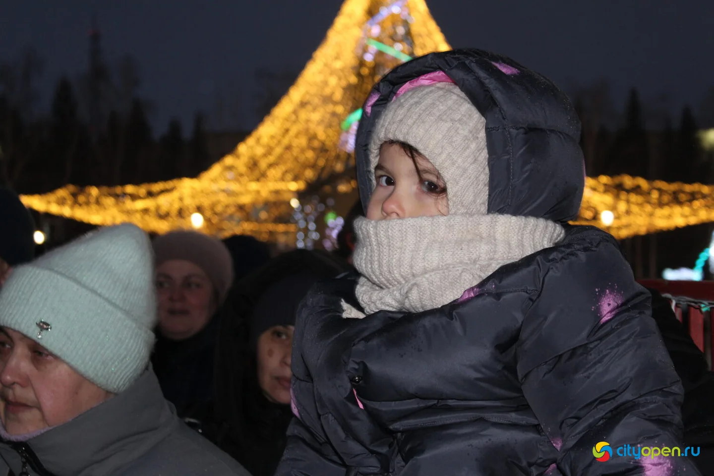 22/12/25 Открытие новогоднего городка на площади перед ГДК