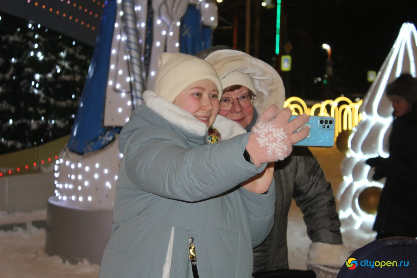 22/12/25 Открытие новогоднего городка на площади перед ГДК