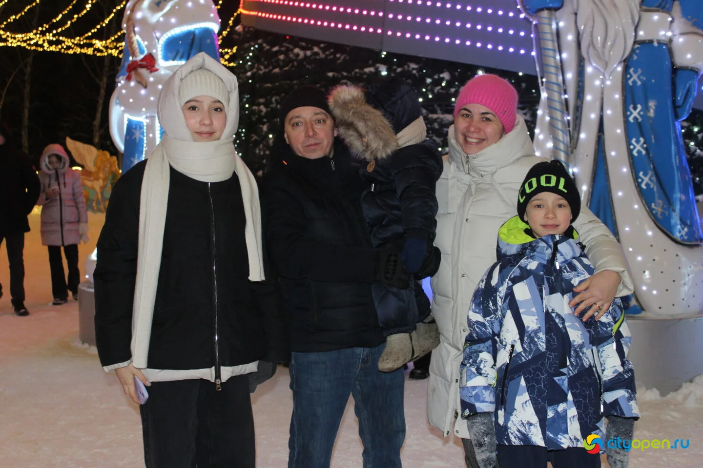 22/12/25 Открытие новогоднего городка на площади перед ГДК