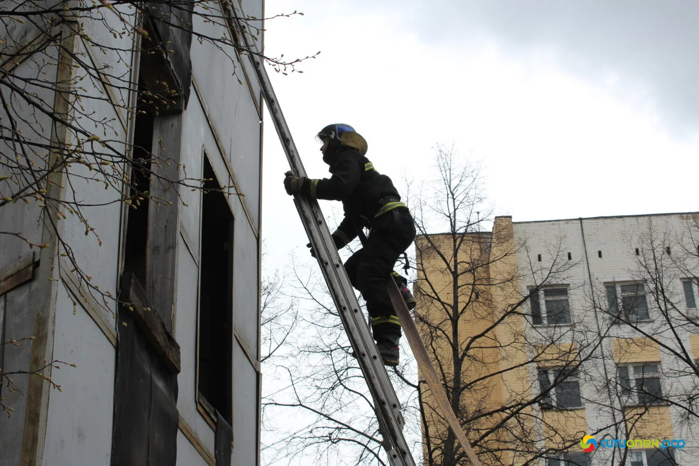 24/04/26 Соревнования по боевому развертыванию среди подразделений Стерлитамакского пожарно-спасательного гарнизона