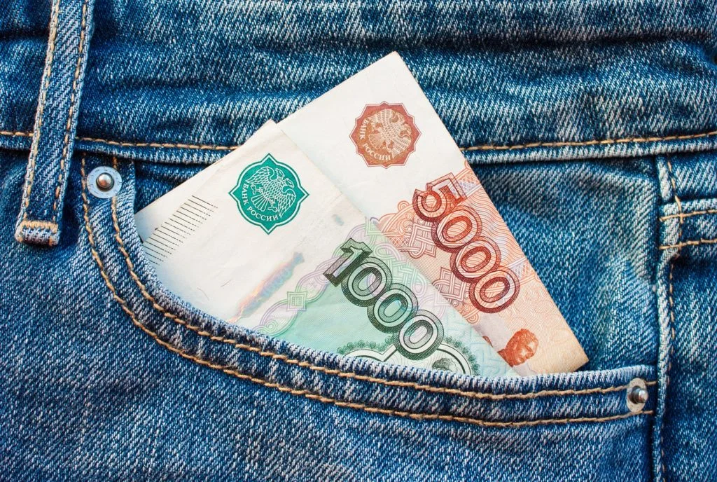 В России с 2021 года на 5,5% увеличится МРОТ