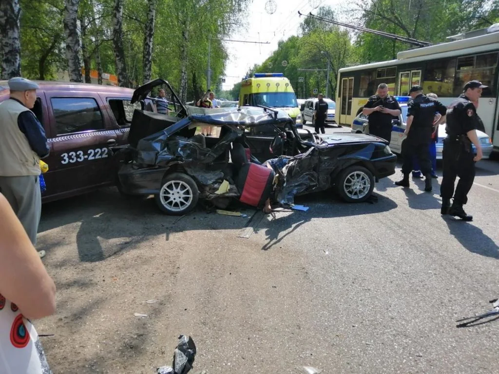 Видео: подробности аварии со смертельным исходом на пр. Ленина в Стерлитамаке