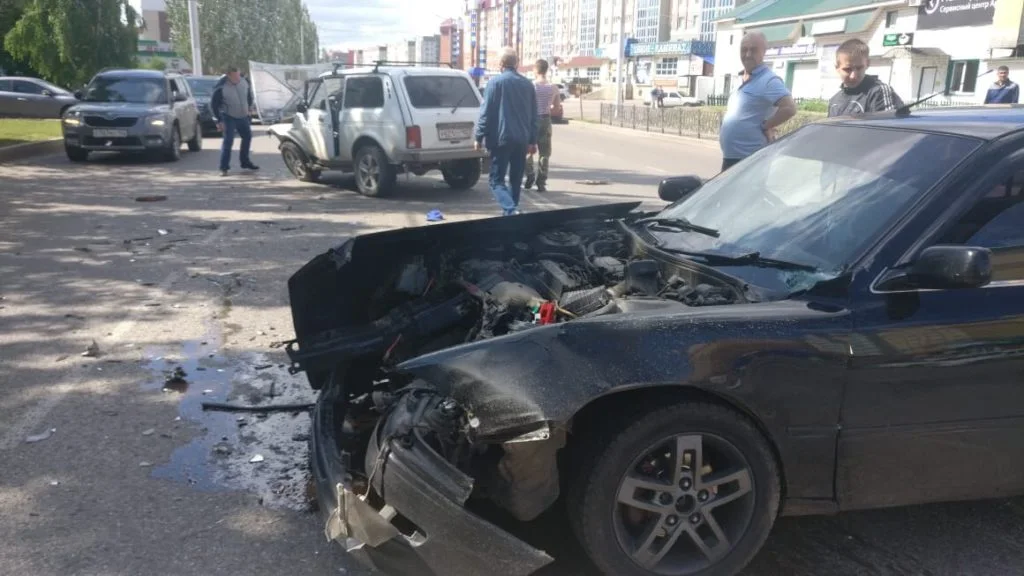 В аварии на ул. Артема в Стерлитамаке пострадал водитель