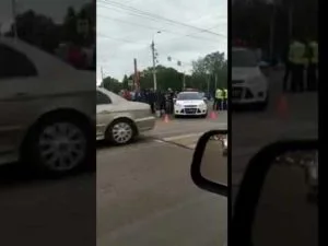 Видео. Экскаватор сбил человека в Стерлитамаке