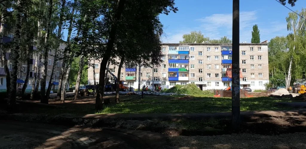 Радий Хабиров нашел в Стерлитамаке почти идеальный двор