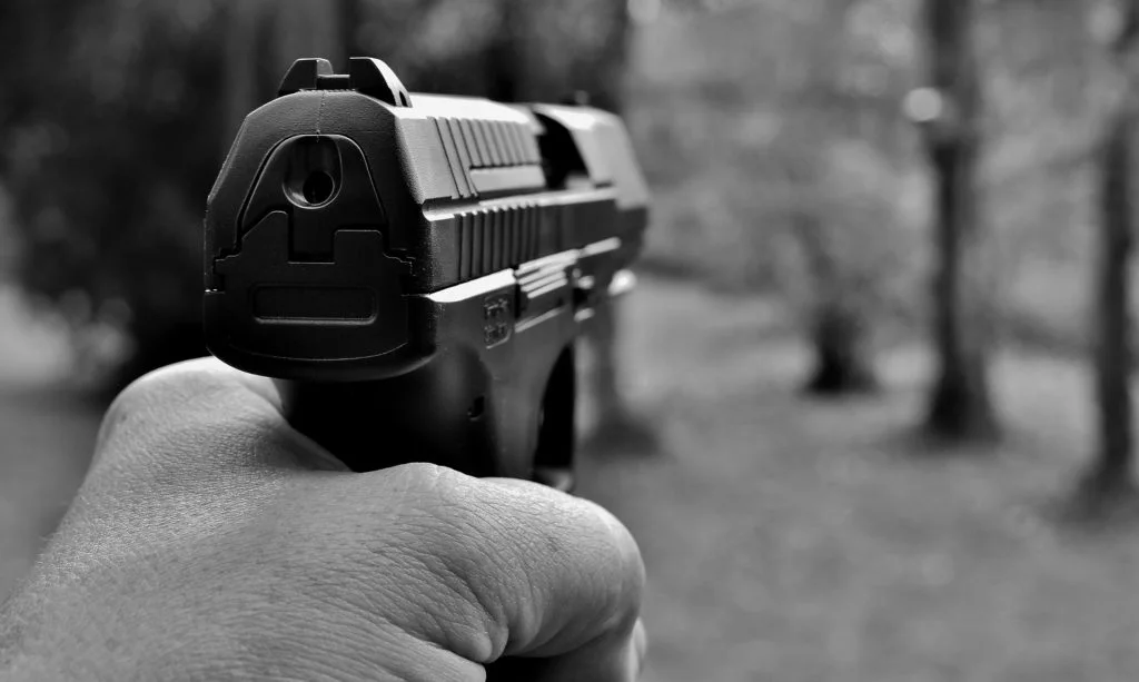 В Стерлитамаке мужчина получил пулю от полицейского при попытке скрыться