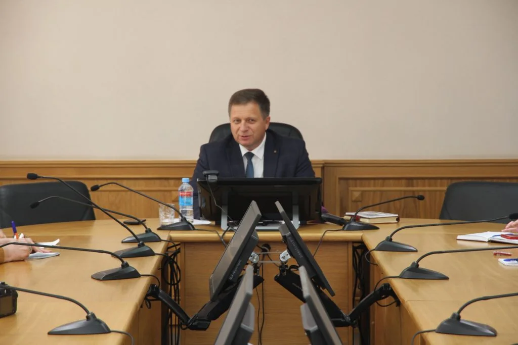 Об образовании и спорте в Стерлитамаке рассказал зам.главы Михаил Григорьев