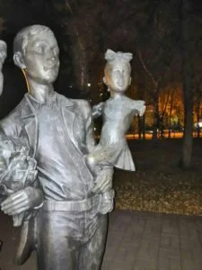 В Стерлитамаке отремонтировали памятник семье