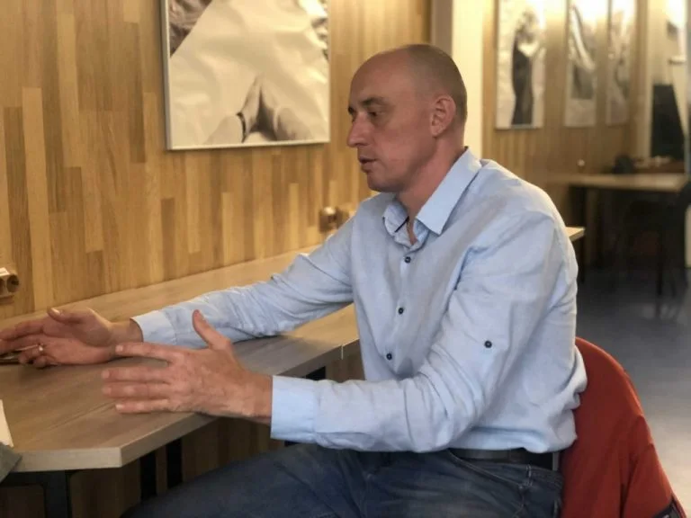 «Пока на дороге живой госавтоинспектор, толку будет больше». Интервью с госинспектором Стерлитамака Андреем Деминым