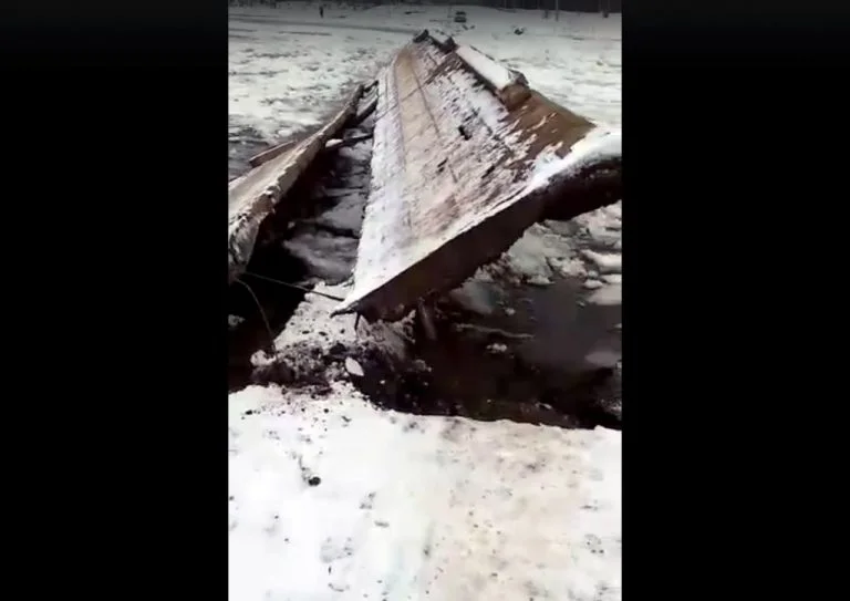 Под Стерлитамаком льдом унесло понтонный мост