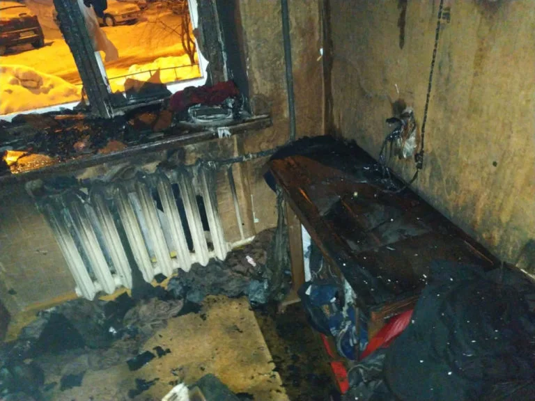 Во время пожара в Стерлитамаке погибли мужчина и женщина