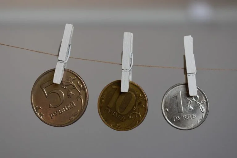 В Стерлитамаке за неделю свои деньги мошенникам отдали работники ТЭЦ, «скорой» и пенсионеры
