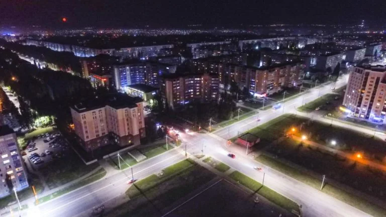 Часть новых уличных светильников в Стерлитамаке не работает: почему?
