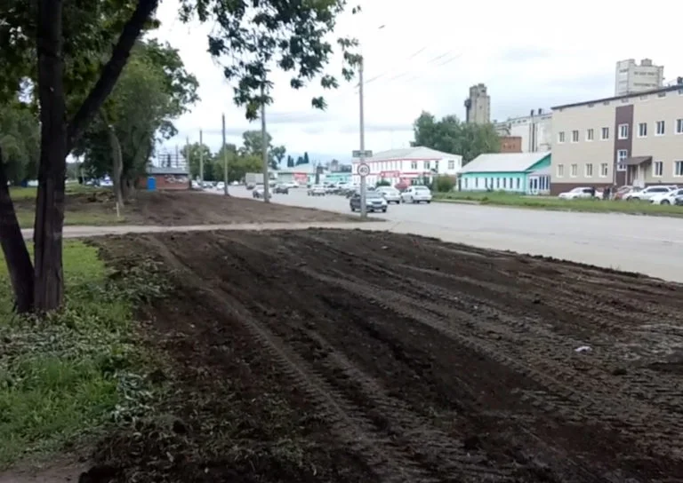 В Стерлитамаке ведется благоустройство вдоль Элеваторной