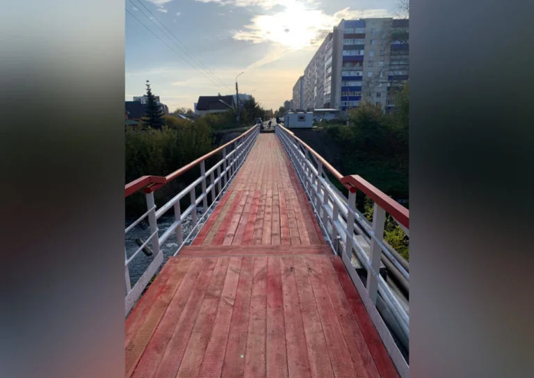 В Стерлитамаке завершен ремонт пешеходного моста через Стерлю за Домом Быта