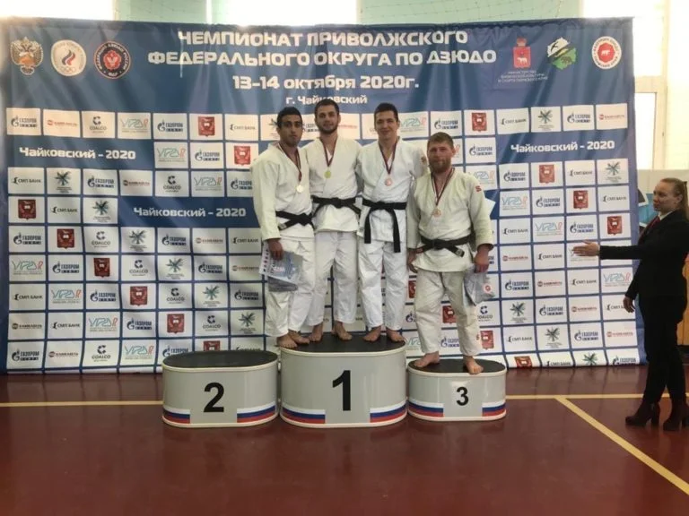 Успехи Стерлитамакских дзюдоистов на Чемпионате Приволжского Федерального округа и турнире «Ветераны дзюдо-детям»