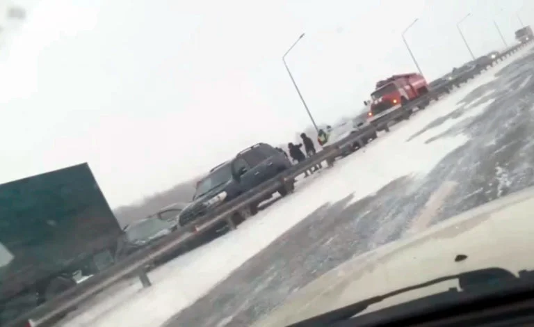 В Башкирии на трассе Уфа-Стерлитамак произошло массовое ДТП