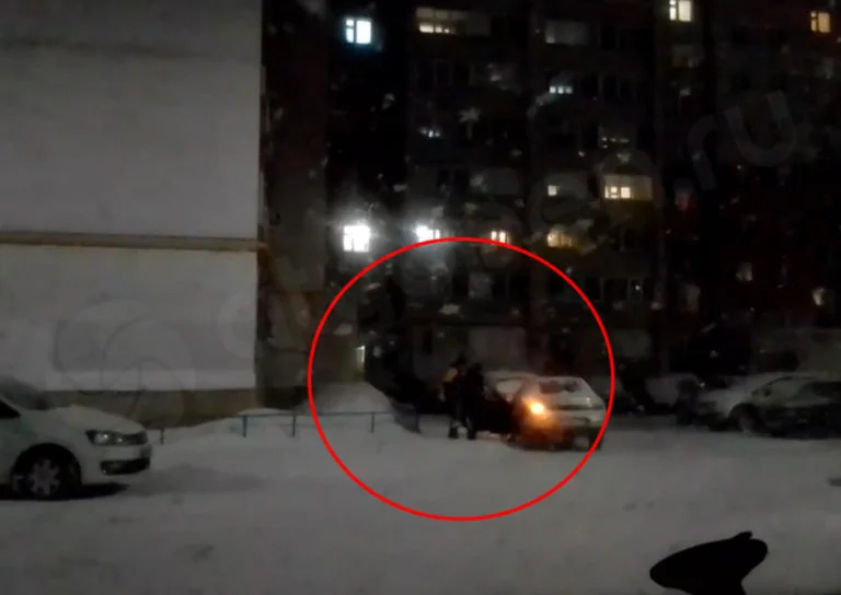«Падал и вставал»: в Стерлитамаке изрядно подвыпивший водитель пытался сесть за руль