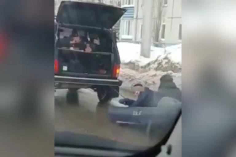 Привязали лодку к авто и катались по городу: в Стерлитамаке наказали нарушителей