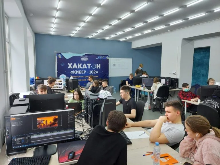 В СФ БашГУ завершился хакатон по разработке VR/AR приложений