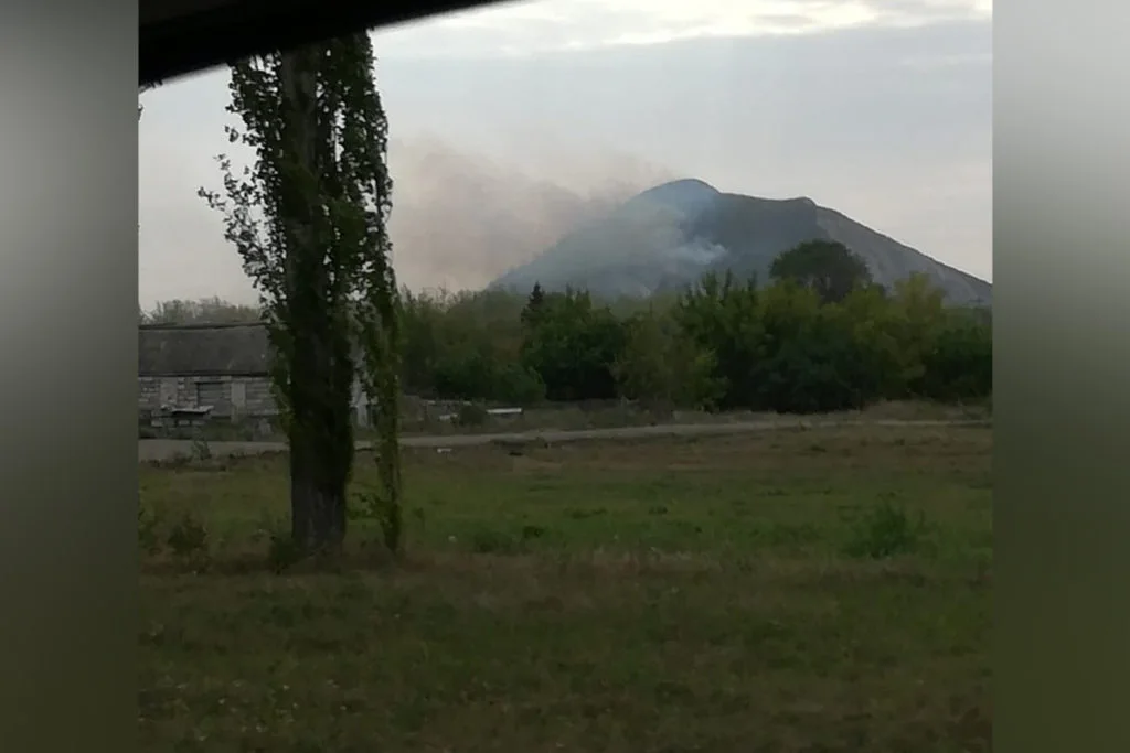 В Башкирии горит шихан Юрактау: в МЧС поделились первыми подробностями