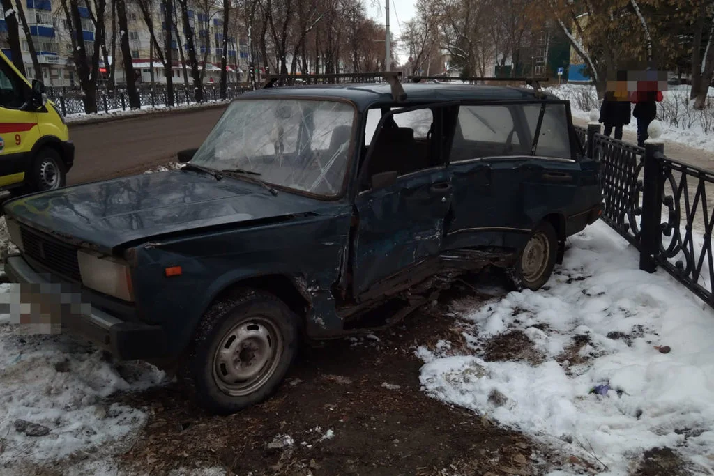 В Стерлитамаке в ДТП на пр. Ленина пострадала женщина