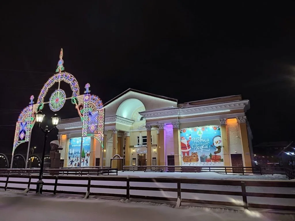 Перед бывшим кинотеатром «Салават» скоро заработает каток