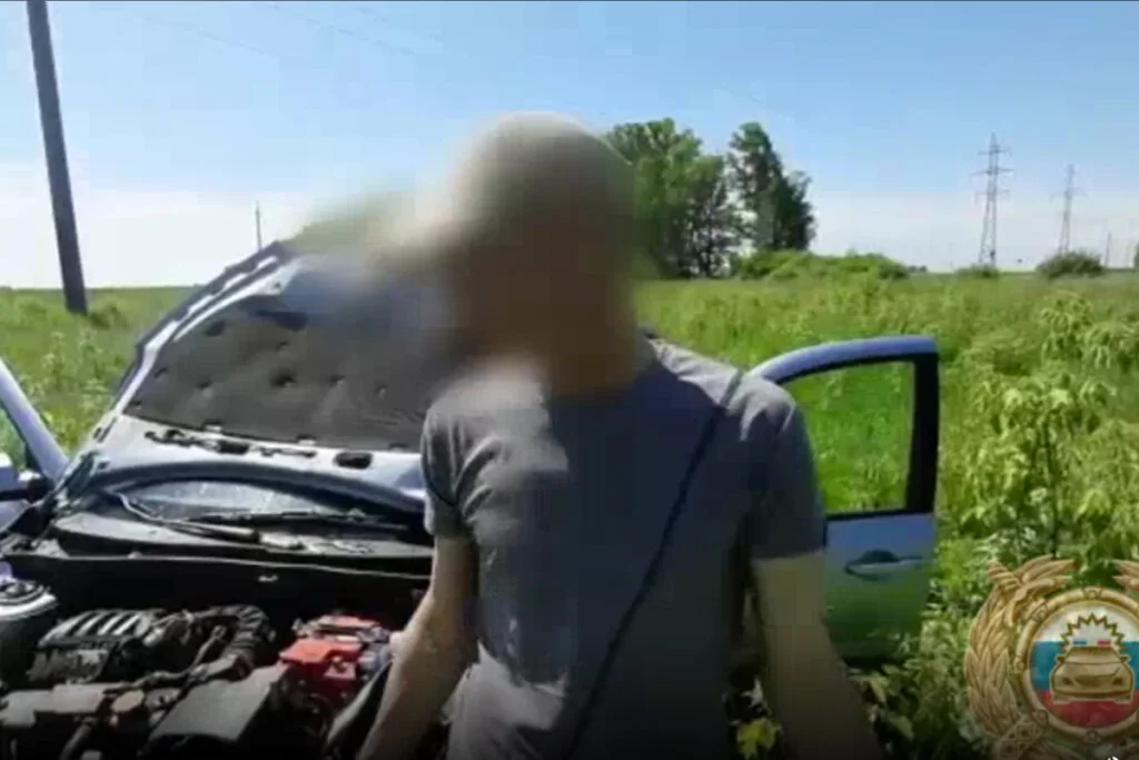 На дороге Стерлитамак-Раевка в ходе погони поймали пьяного водителя без прав на угнанном авто